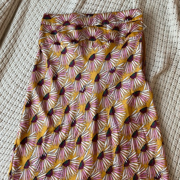 Floral free people silk maxi skirt ! - Picture 2 of 3